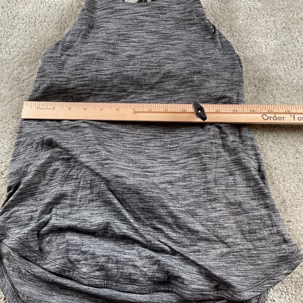 Lululemon Align Tank Top Heathered Grey Built in Bra Racerback Workout Size 6 - Picture 6 of 7